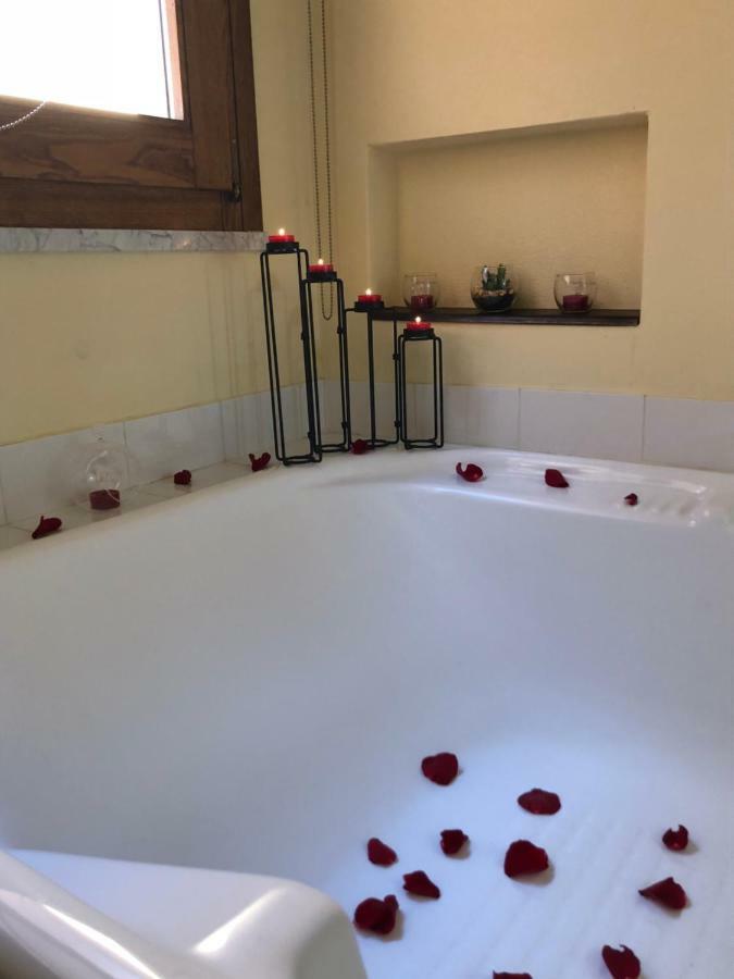 Romantic Suite Canelles Cagliari Exteriör bild