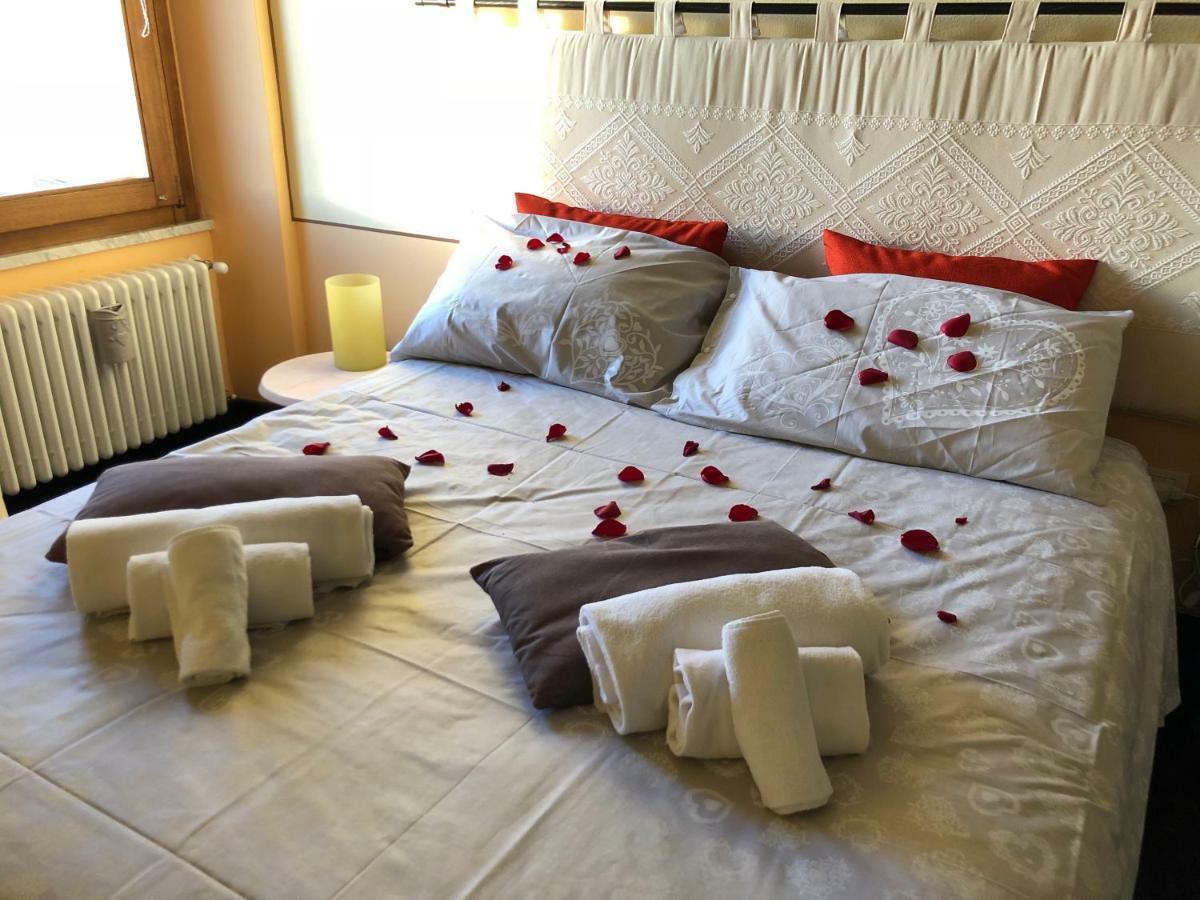 Romantic Suite Canelles Cagliari Exteriör bild